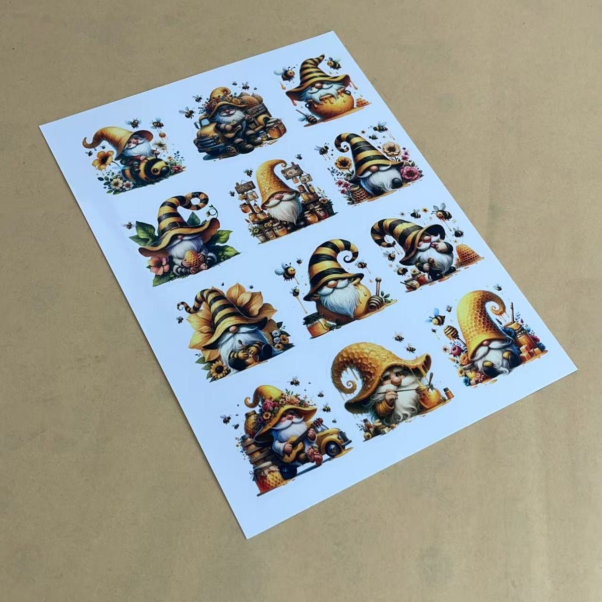 1 sheet bee gnome A5 PET pre-cut sticker (S25112408)