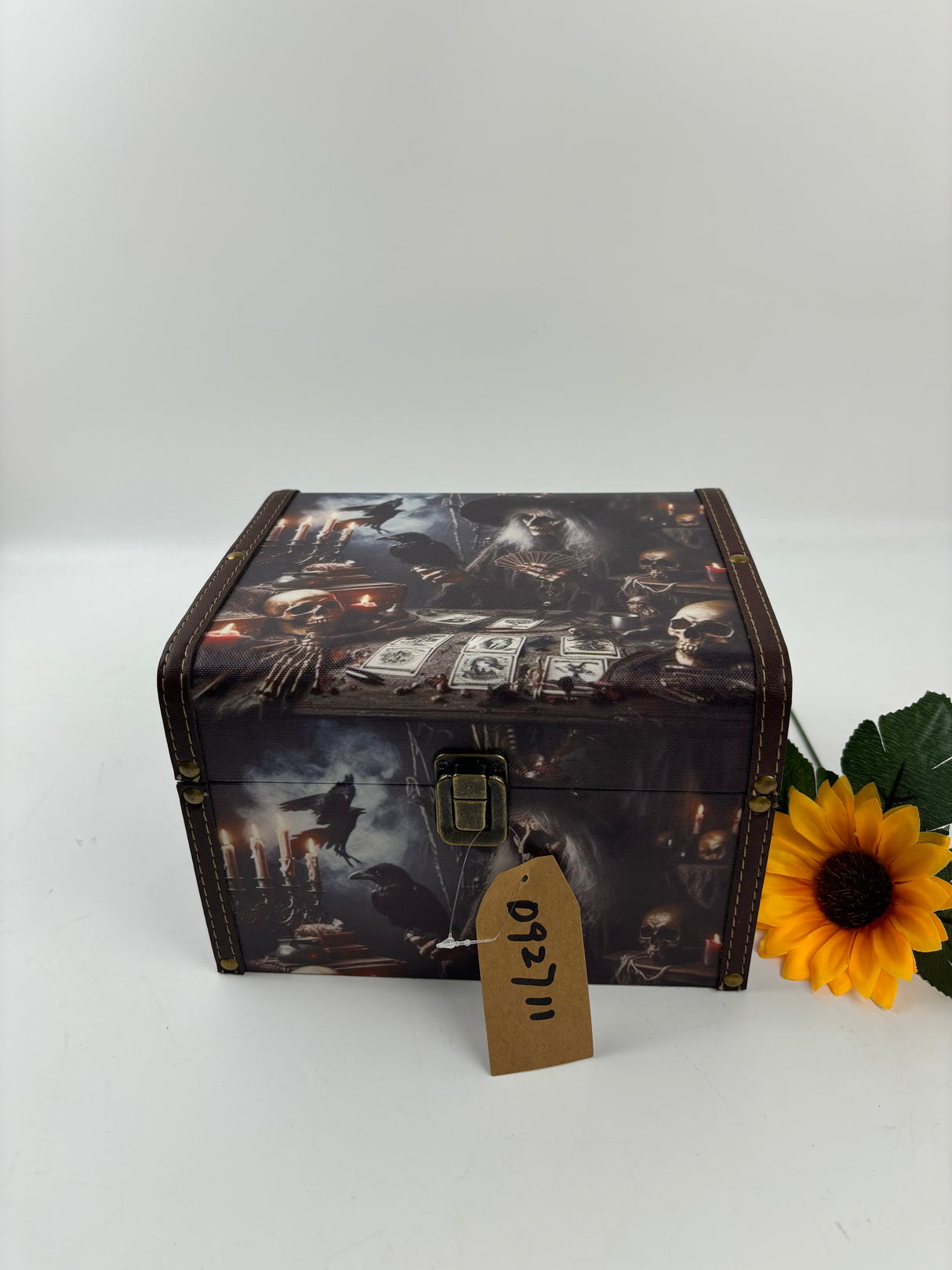 L/XL size Gothic witch deco-box (AUL092711)