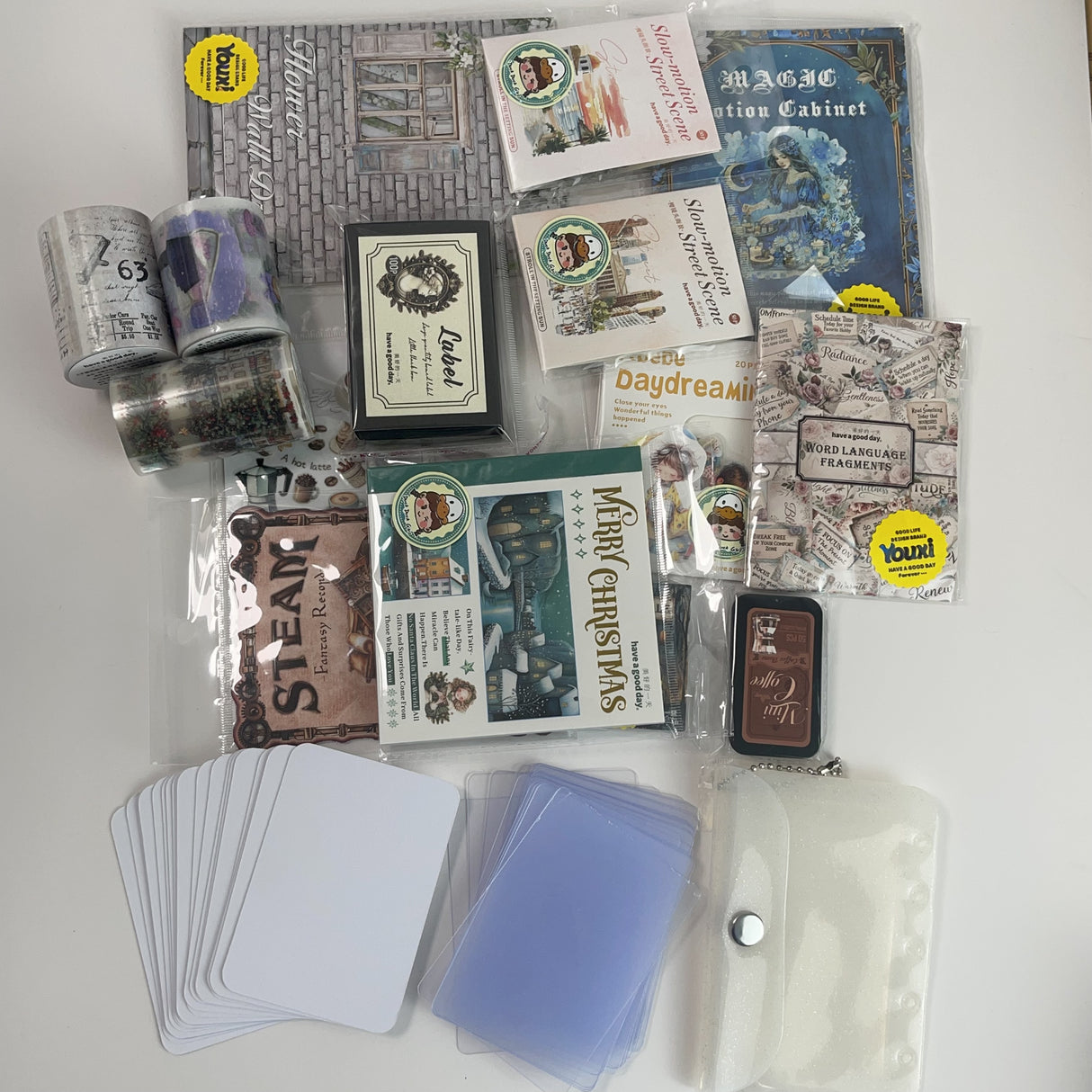 450 gram (18 delar) Överraskningslåda med vintagematerial för journaling, ATC och scrapbooking