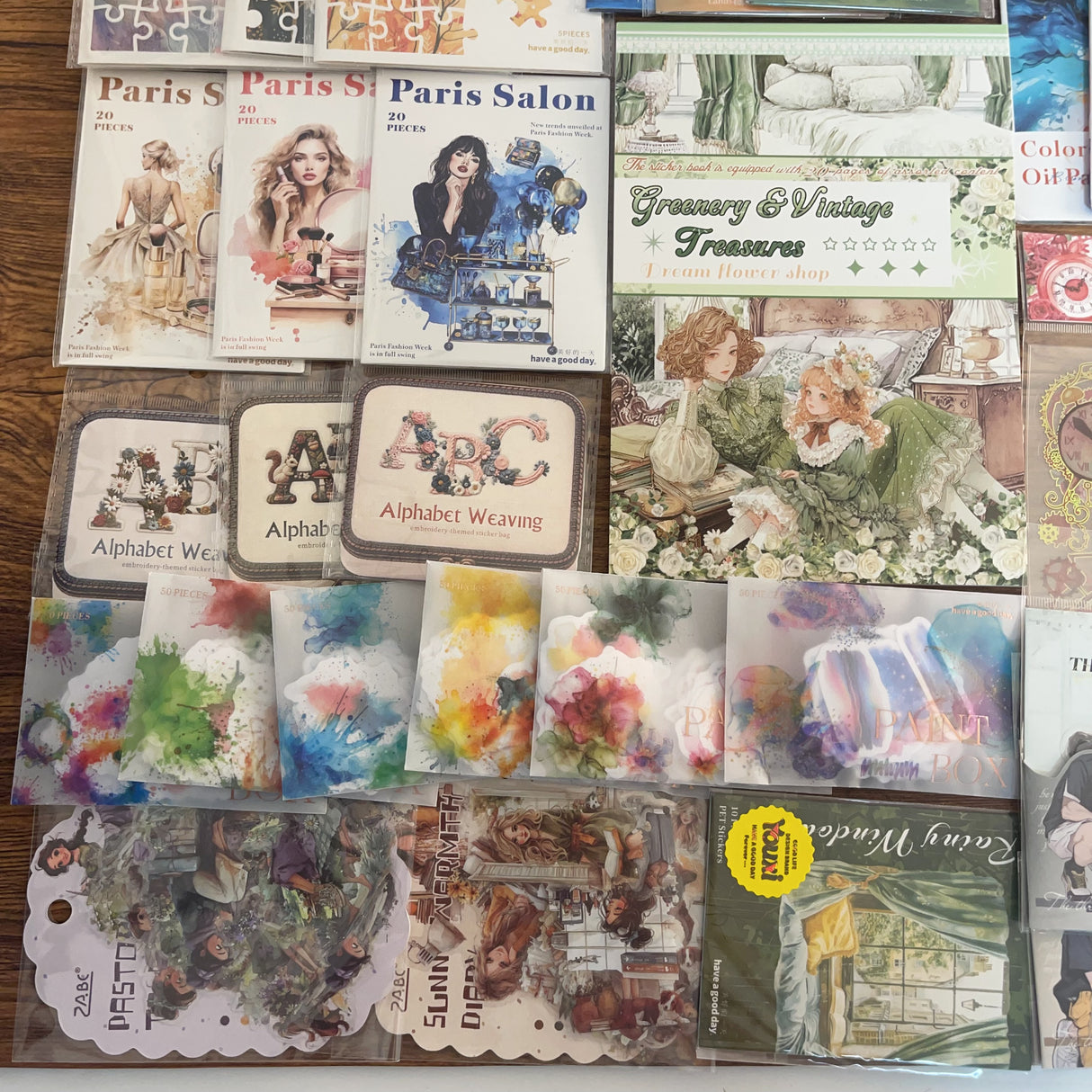 Unique flora bundle with unique box