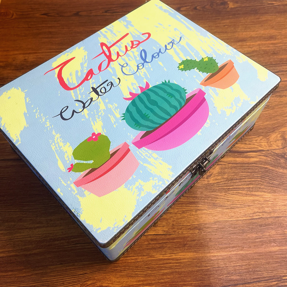 Unique bundle with wooden box(A260720)