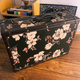 Unique flora bundle with unique box