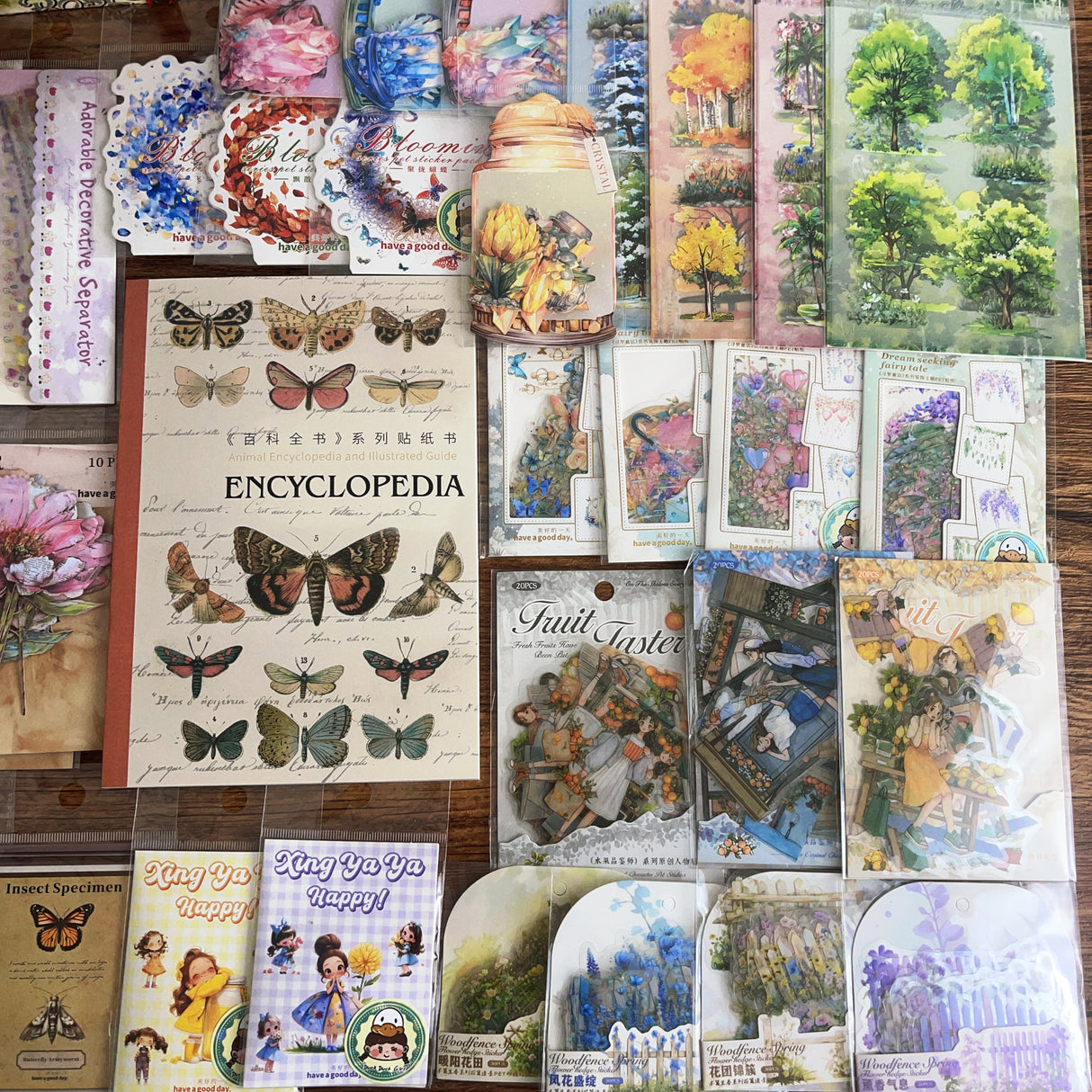 Unique flora bundle with unique box